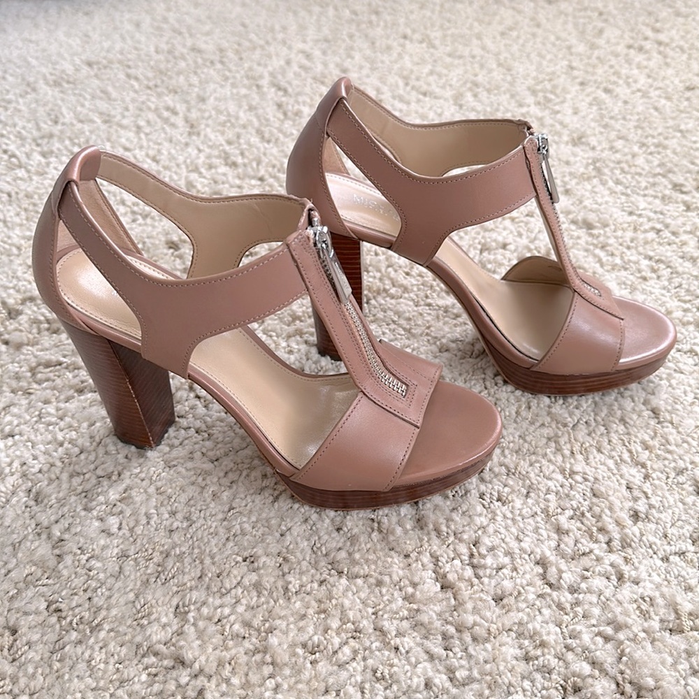 Michael Kors Heels size 6.5